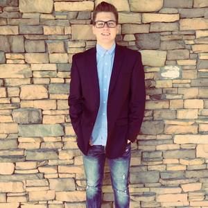 Meet your Posher, Tucker